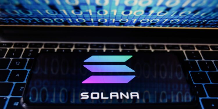 $1,400 On The Horizon? Solana Breach Of $200 Excites Analysts