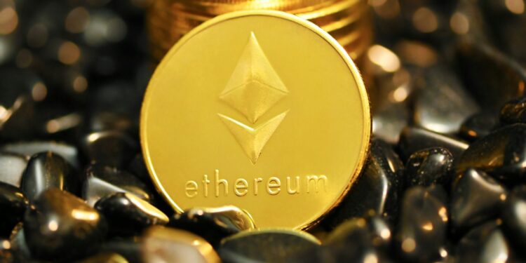 Ethereum Spot ETFs Attract Record $295 Million Daily Inflows – Is ETH Set For New Highs?