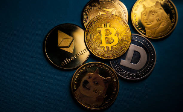 Still Waiting For An Altcoin Season? These Metrics Show Why It Might Never Happen