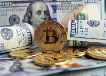 Trump Signs US Crypto Reserve Order as Michael Saylor Says US May Buy 1 Million BTC