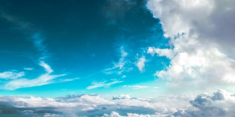 Analyst Predicts $385 – Here’s The Case