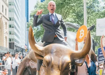 Trump’s Crypto Picks Face Reality: XRP, ADA Hold Gains as Majors Slide