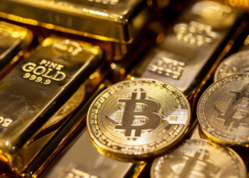 Gold Surges, Crypto Holds Steady as Stocks Sink on Shifting Trump Policies