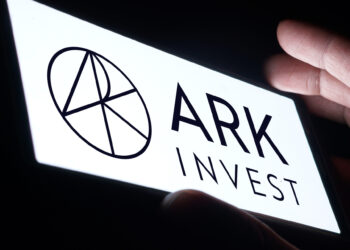 ARK Invest Adds Staked Solana Exposure to Innovation-Focused ETFs