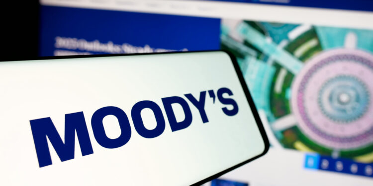 Moody’s Downgrades US, Crypto Reacts Mostly Positive as BTC Reaches $106k