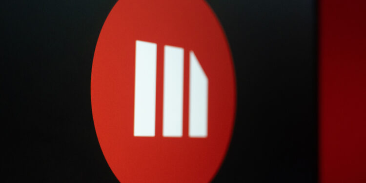 MicroStrategy Splashes US$427 Million on 4,020 Bitcoin as Shares Slump Amid Legal and Insider-Sale Pressures