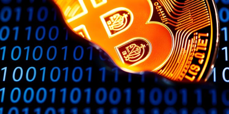 Bitcoin Core Ditches OP_RETURN Byte Cap, Stirring Debate on Network Modernisation