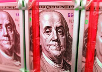 Trillion-Dollar Bank Paying $510,000,000 Fine After ‘Conspiring To Hide’ $4,000,000,000 From IRS