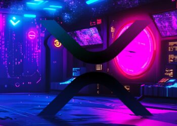 Analyst Sees Crypto Repeating Dot-Com Bubble, Predicts Rallies for XRP and One Solana Challenger