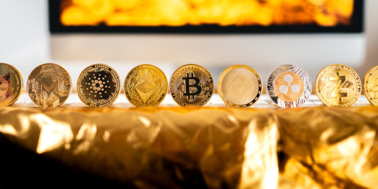 Crypto Market Holds Steady Amid Fresh Trump Tariff Threat and SOL ETF Rumours