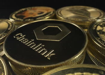 Chainlink Bears Push Toward $12.50 As Weekend Volatility Looms