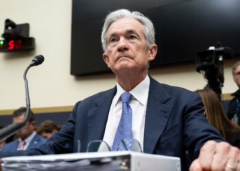 Bitcoin Braces For Fed Shake-Up As Trump Eyes Powell Exit