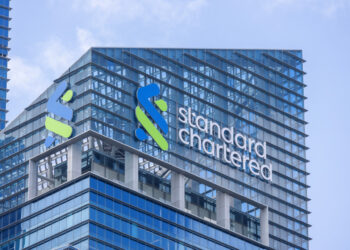 Standard Chartered Breaks New Ground with Institutional Crypto Trading