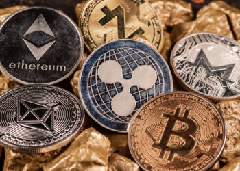 Bitcoin Eases to $118K After New High—Ether Leads Alt Pump Toward Year High