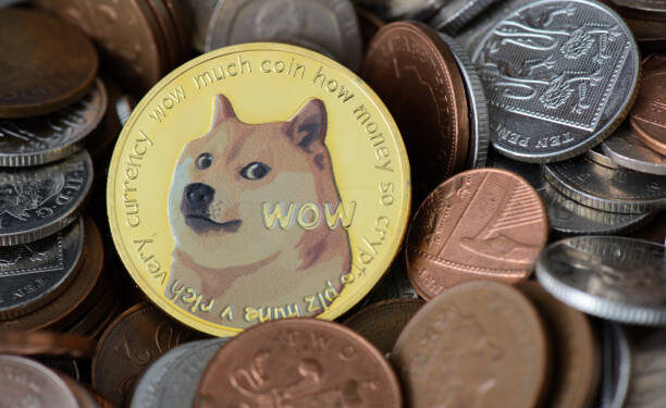 Dogecoin Megaphone Pattern Confirms Price Blowup, ‘Don’t Miss This Last Rally’—Analyst
