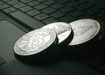 Bitcoin Dump, Ethereum Accumulation Rising
