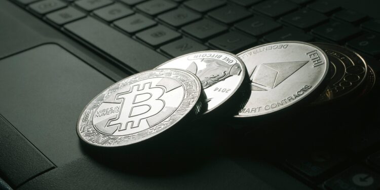 Bitcoin Dump, Ethereum Accumulation Rising