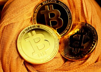 Bitcoin Bull Run At Risk? Binance Whale-To-Exchange Flow Signals Price Correction