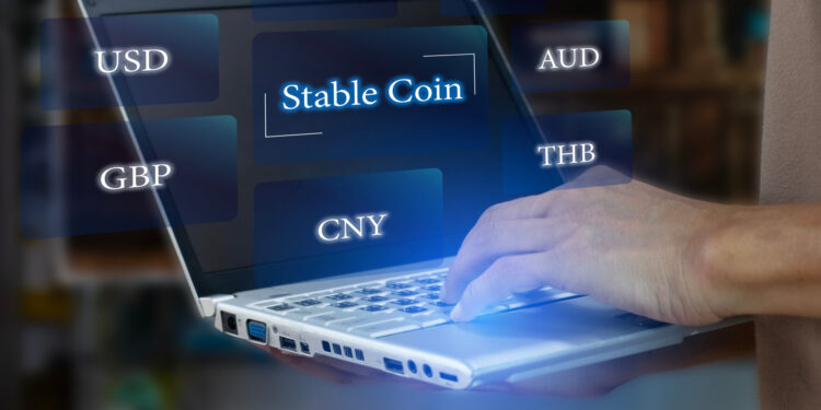 Banks Should Reward Customers Instead of Fearing Stablecoins