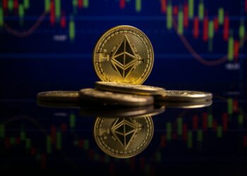 Ethereum Mirrors Bitcoin Post ATH Movement, As Market Bears Target 20% Correction