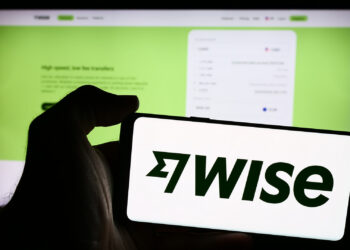 Fintech Giant Seeks Digital-Asset Lead in London