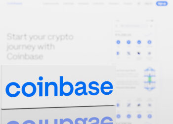 Coinbase Seeks Federal Trust Charter to Bolster Regulatory Standing