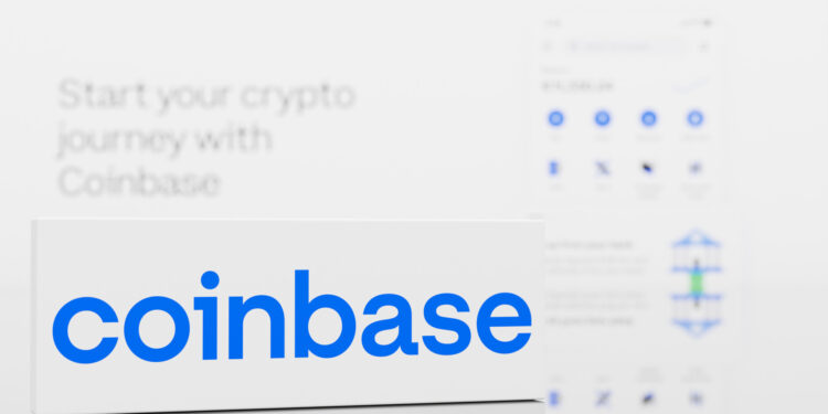 Coinbase Seeks Federal Trust Charter to Bolster Regulatory Standing