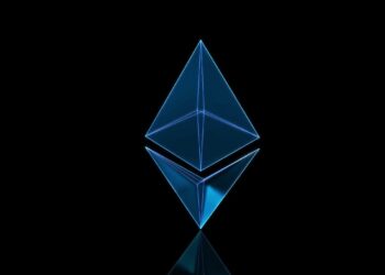 Ethereum Whales Quietly Accumulate As Stablecoin Usage Skyrockets 400%