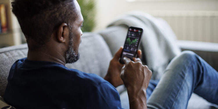 Bitcoin Capitulation Intensifies As STHs Lose $750 Million Daily — Time To Buy The Dip?