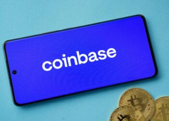 Coinbase Bitcoin Premium Hits Low Before BTC Price Bounce: Is Recovery in Sight?