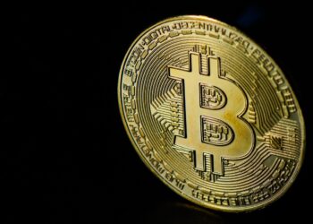 Bitcoin In Bullish Confluence: Death Cross And Key Support Signal Upside