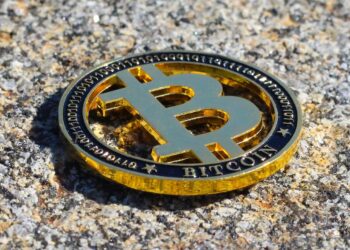 Why The Bitcoin Price Crash Is Important If Wave 5 Corrects To $94,000