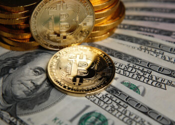 US Bitcoin ETFs Post $1.1B Outflows As BTC Price Struggles Below $100K