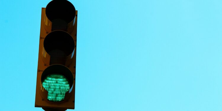 Saylor Signals New Purchase As His Favorite Indicator Returns