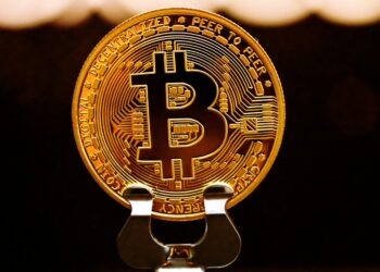 Outshines Gold And Silver, Analyst Says