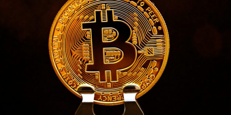 Outshines Gold And Silver, Analyst Says