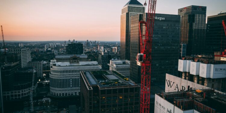 JPMorgan Eyes Crypto Services As Institutional Demand Grows