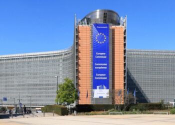 EU Wants ESMA to Oversee Crypto Like the SEC Does in US