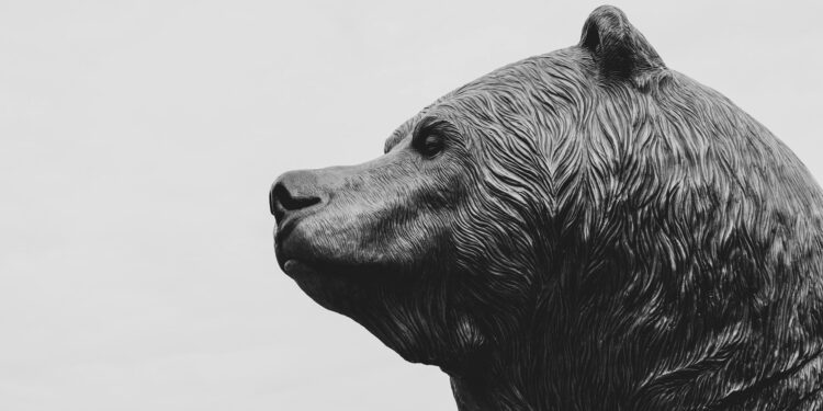 Bitcoin Bearish Signals Are ‘Hard To Ignore’, Analyst Warns