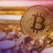 Bitcoin’s Value vs Gold Nears 2017 Levels Despite “Hype,” Peter Schiff Says
