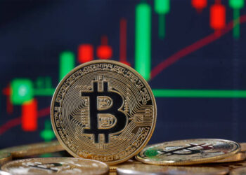 Bitcoin Confirms Bearish Structure After $98,000 Rejection — Here’s The Next Potential Target