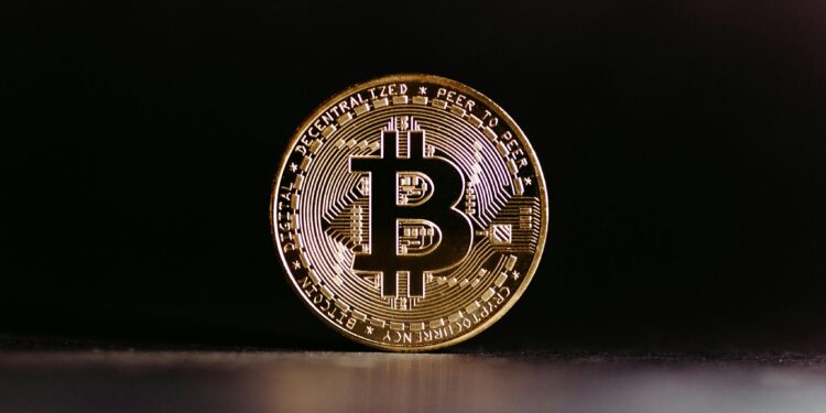 Bitcoin Compresses Below $94K, Possible Repeat Of ’25 Breakout Looms