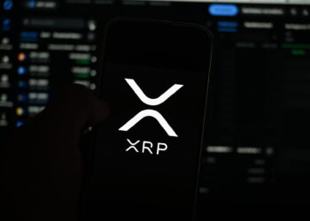 XRP Slides Despite Goldman Sachs’ $152M ETF Bet