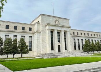 Crypto-Linked Fed Nominee Warsh Heads to Crucial Senate Showdown