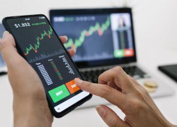 Who Is Really Selling Bitcoin? Analyst Uncovers The On-chain Dynamics 