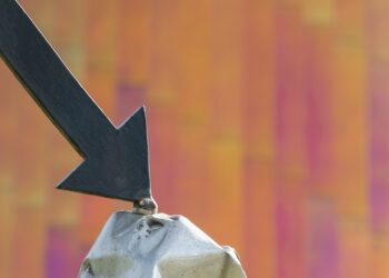 Bittensor Falls 20% After Covenant AI Exit, Decentralization Claims