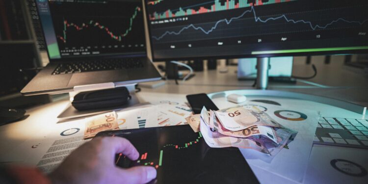 XRP Leads Massive Crypto Rally As Traders Bet Big On US Regulatory Shift