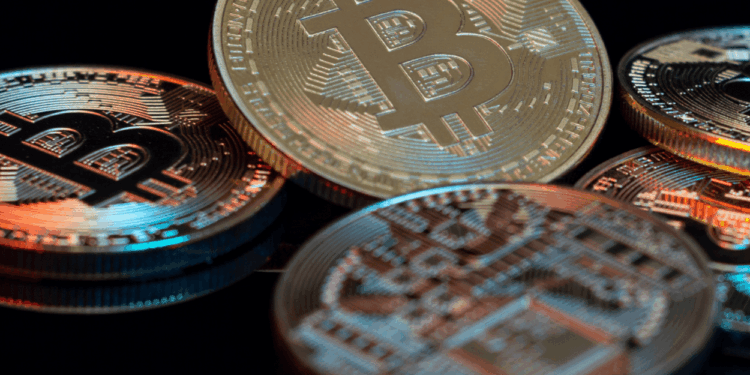 Analyst Predicts Exactly When To Sell Bitcoin For The Most Return