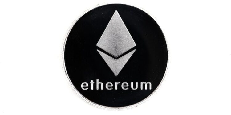 Ethereum Large-Holder Activity Drives Short-Term Consolidation, Instability — Details