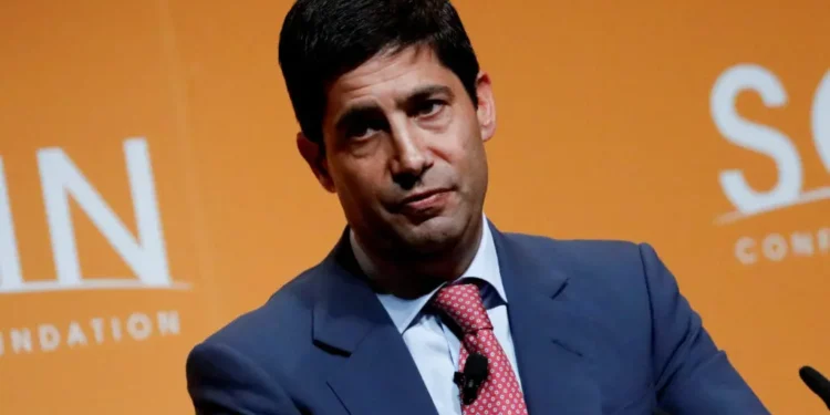 May Jobs Report Kills Rate Cut Hopes: Bitcoin And Gold Sold Off in Tandem